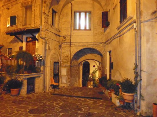 Angela Di Eugenio - Via del Castello