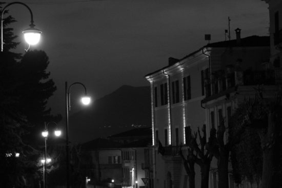 Federica Valerii - Via Vittorio Veneto in notturna