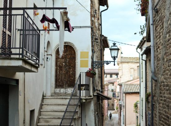 Claudia Meco - Centro Storico, Via Umberto I