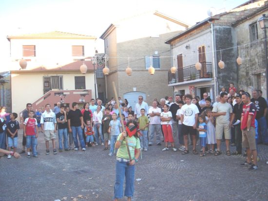 Enrico Di Egidio - Gioco della pignatta alla festa di San Rocco a Poggio Morello